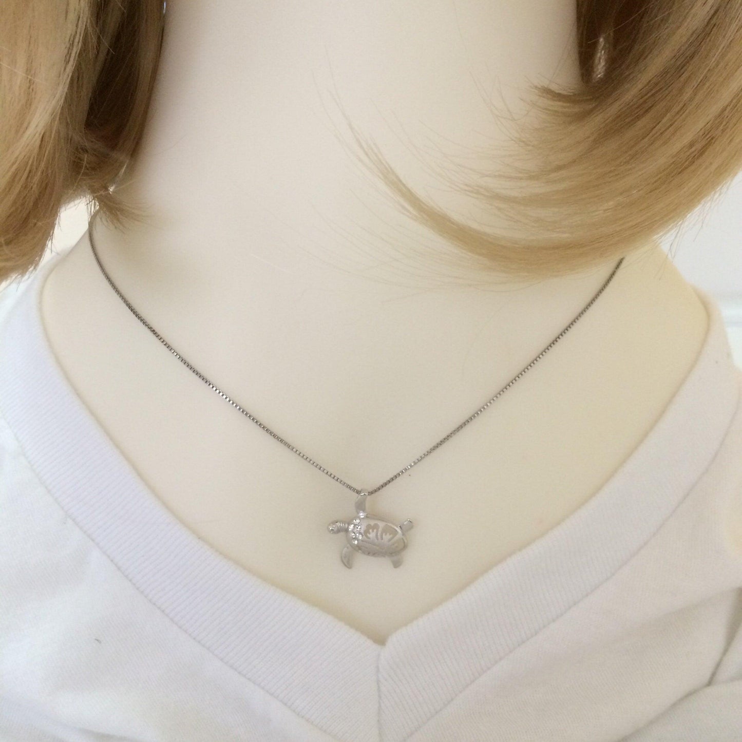 Unique Hawaiian Sea Turtle Hibiscus Necklace and Earring, Sterling Silver Turtle Hibiscus Flower CZ Pendant, N2024S Birthday Mom Gift - Hawaii Treasures Shop