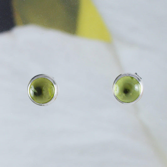 Beautiful Hawaiian Green Peridot Earring, Sterling Silver Green Peridot Stud Earring, E8648 Birthday Mother Mom Gift - Hawaii Treasures Shop