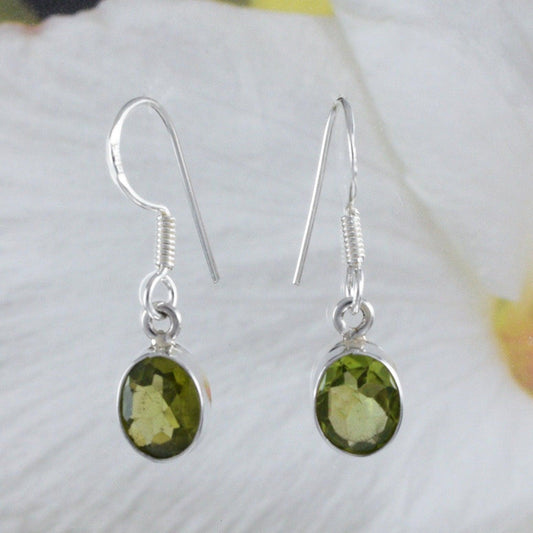Beautiful Hawaiian Genuine Green Peridot Earring, Sterling Silver Green Peridot Round Cut Dangle Earring, E8683 Birthday Mom Gift - Hawaii Treasures Shop