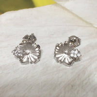 Pretty Hawaiian Hibiscus Earring, Official Hawaii State Flower, Sterling Silver Hibiscus CZ Stud Earring, E4121 Birthday Wife Mom Girl Gift