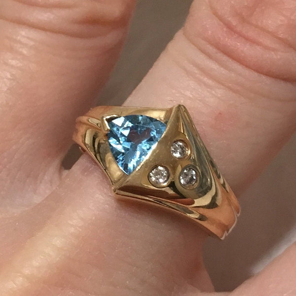 Beautiful Hawaiian Genuine Blue Topaz Diamond Ring, 14KT Solid Yellow-Gold Blue Topaz Diamond Ring, R1458 Birthday Mom Gift, Statement PC