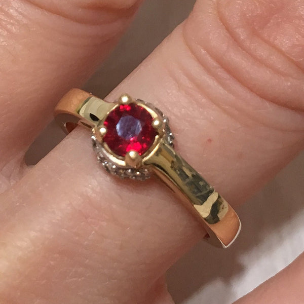 Beautiful Hawaiian Genuine Red Garnet Diamond Ring, 14KT Solid Yellow-Gold Red Garnet Round-Shape Diamond Ring, R1429 Birthday Mom Gift