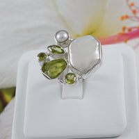 Gorgeous Beautiful Hawaiian X-Large Genuine Peridot White Pearl Ring, Sterling Silver Peridot Pearl Ring, R2601 Birthday Gift, Statement PC